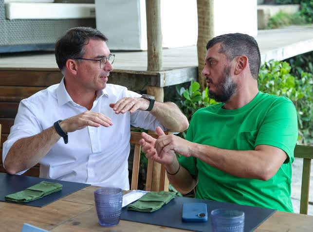 Fl&aacute;vio e Rodrigo Bacelar.